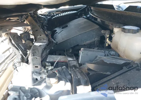 2020 Chevrolet Traverse Awd Ls z USA, uszkodzony, nr VIN 1GNEVFKW5LJ268785